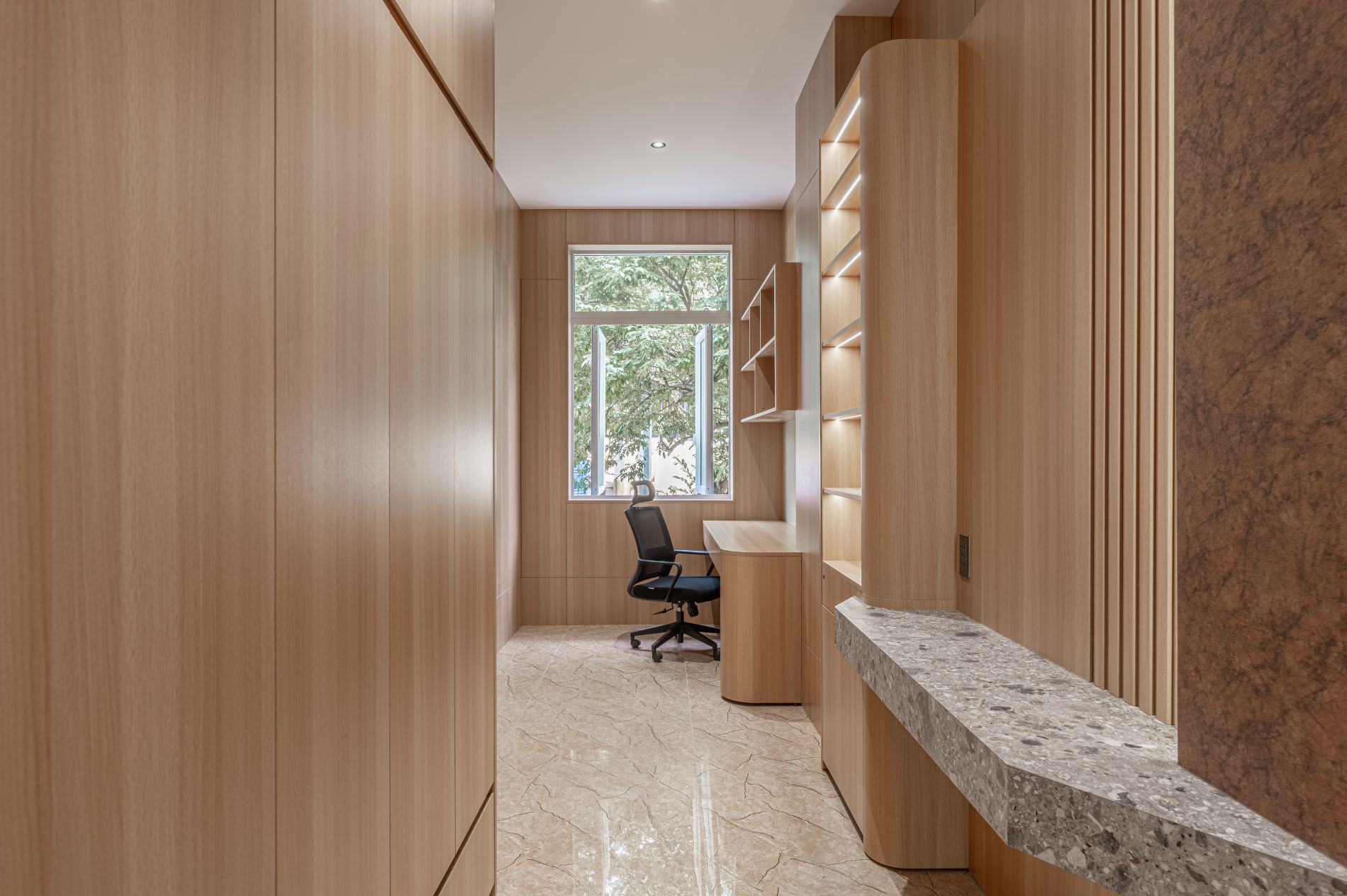Gallery 14